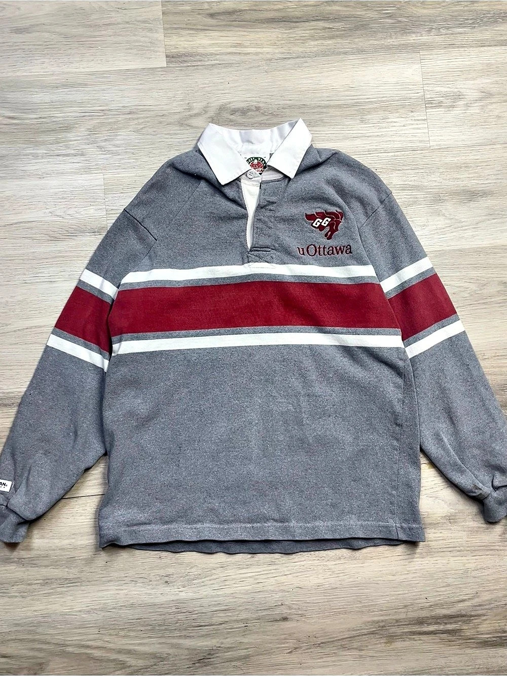 Barbarian UofOttawa Rugby Shirt Gray & Red Size Medium